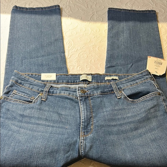 Wonderly Mid-Rise Straight Blue Jeans. NWT 14W - Picture 4 of 9